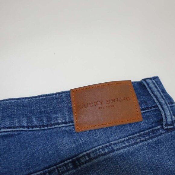 Lucky Brand Men's 411 Athletic Taper Jeans Size 36 x 30 Blue Mid Rise Denim - Picture 9 of 9